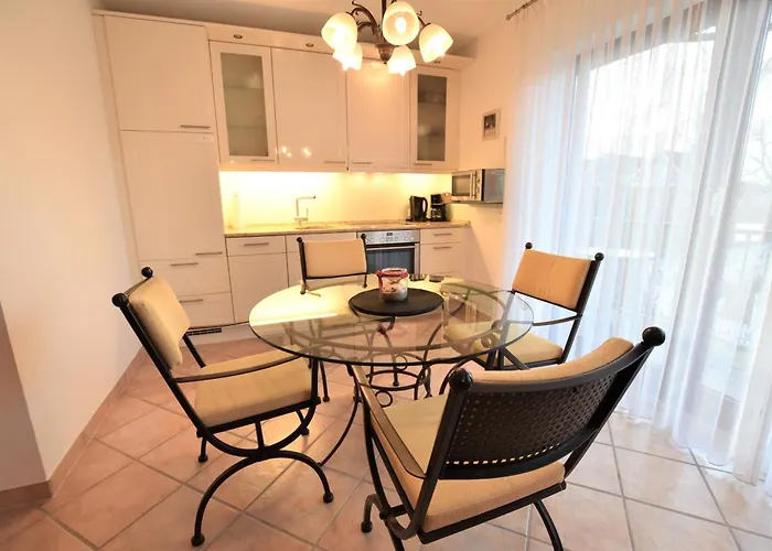 Yachthafenhoeh Whg3 Grömitz